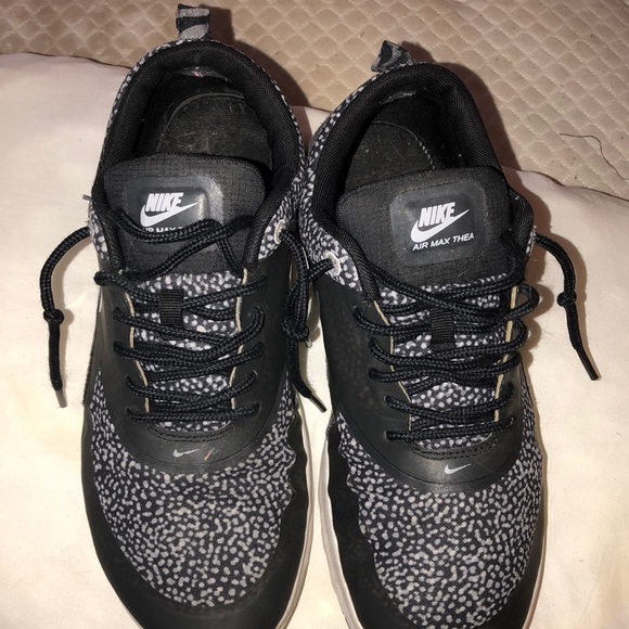 Black nike AirMax - Picture 3 of 4